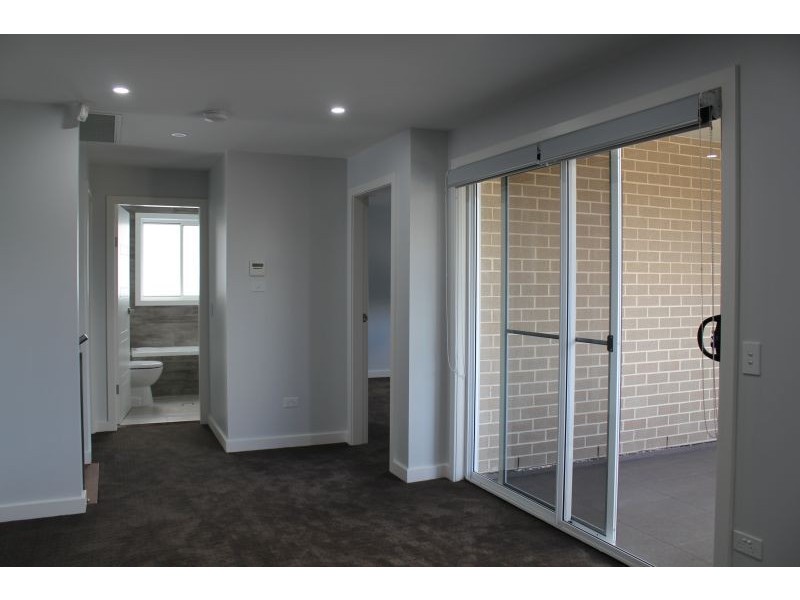 109 Warwick Rd, Merrylands NSW 2160