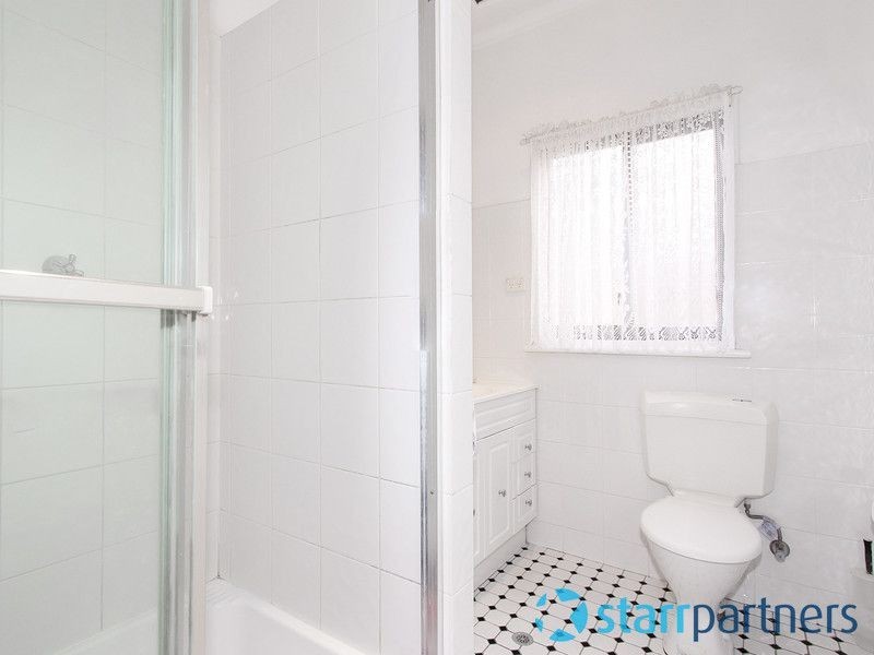 8 Serpentine Street, Merrylands NSW 2160