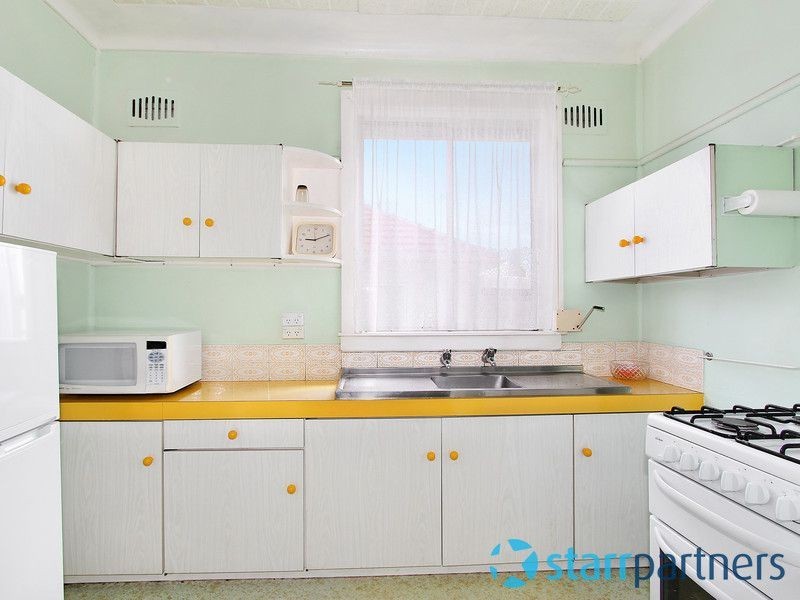 323 Clyde St, Granville NSW 2142