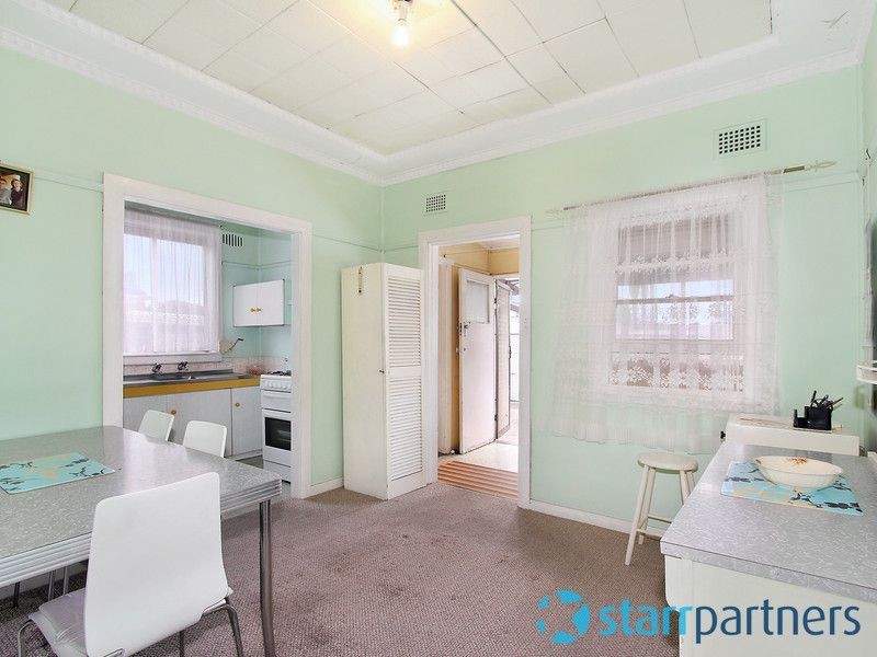 323 Clyde St, Granville NSW 2142