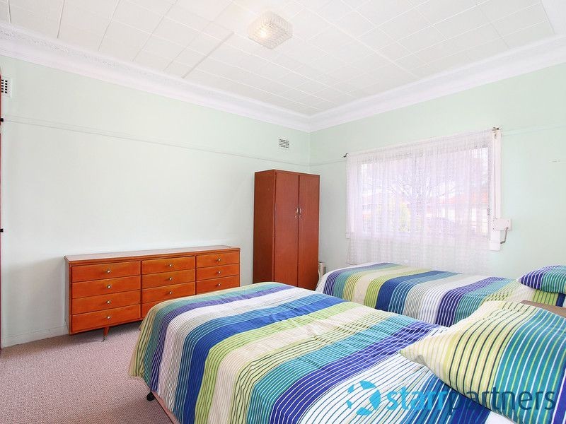 323 Clyde St, Granville NSW 2142