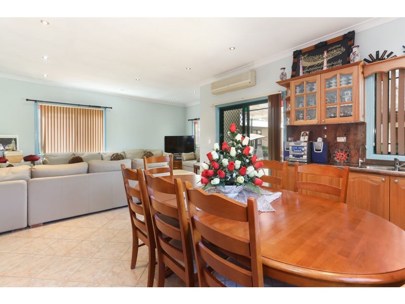 7 Hampstead Road, Auburn NSW 2144