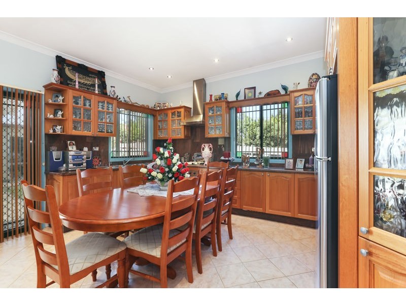 7 Hampstead Road, Auburn NSW 2144