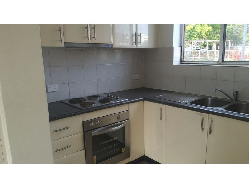 2/14 Station Road, Auburn NSW 2144