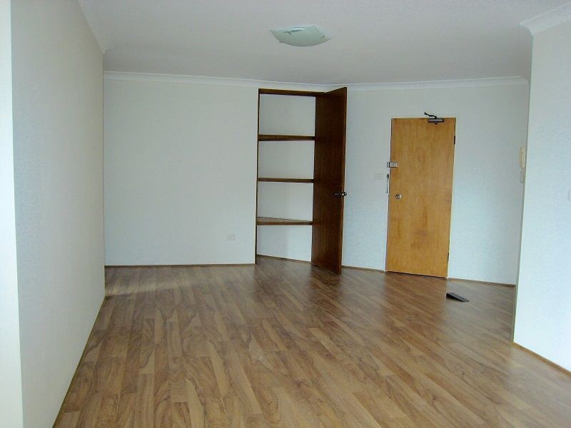 15/37 Memorial Ave, Merrylands NSW 2160