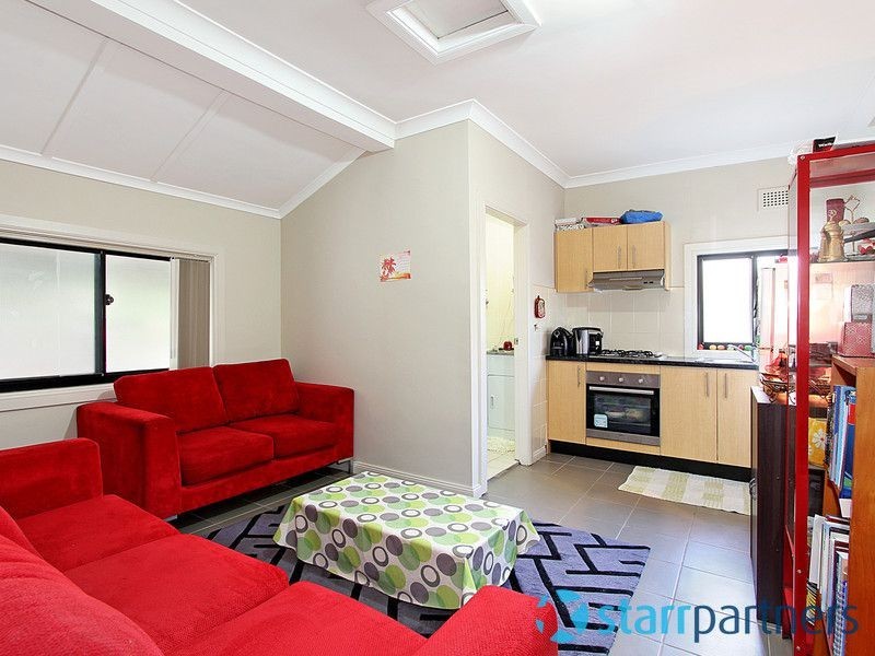 216 Cumberland Rd, Auburn NSW 2144