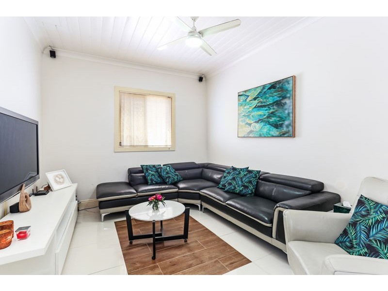 37 Park Rd, Auburn NSW 2144