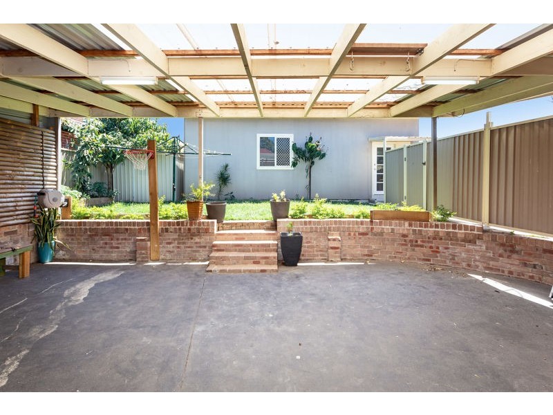 37 Park Rd, Auburn NSW 2144