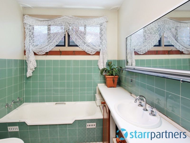 13 Robertson Street, Guildford West NSW 2161
