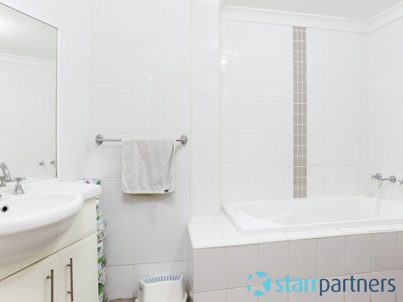 40/2 Amy St, Regents Park NSW 2143