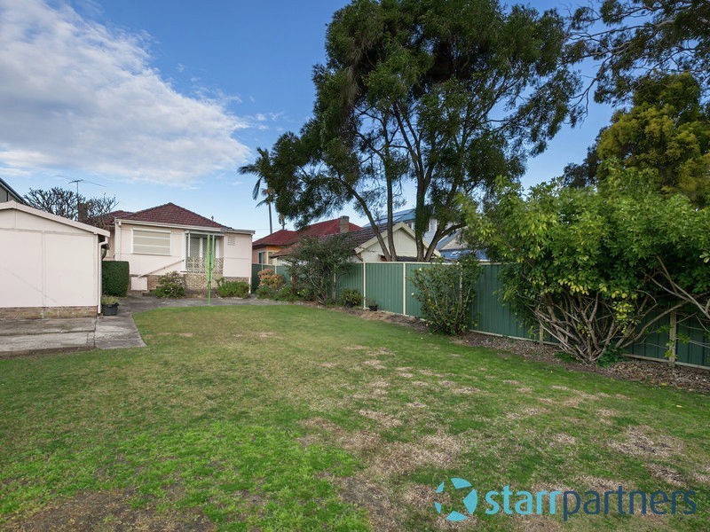 37 Leura Rd, Auburn NSW 2144