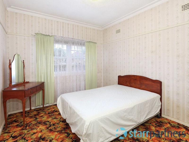 37 Leura Rd, Auburn NSW 2144