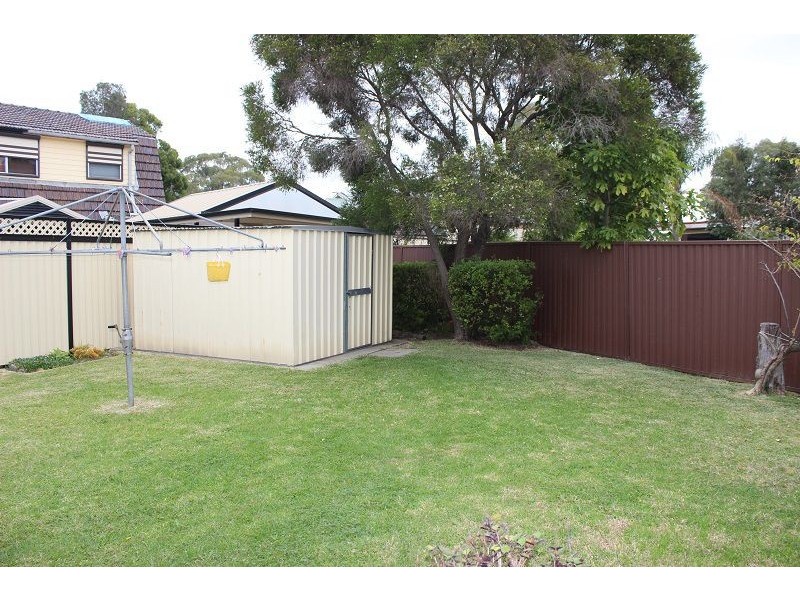 8 Cumberland Road, Greystanes NSW 2145