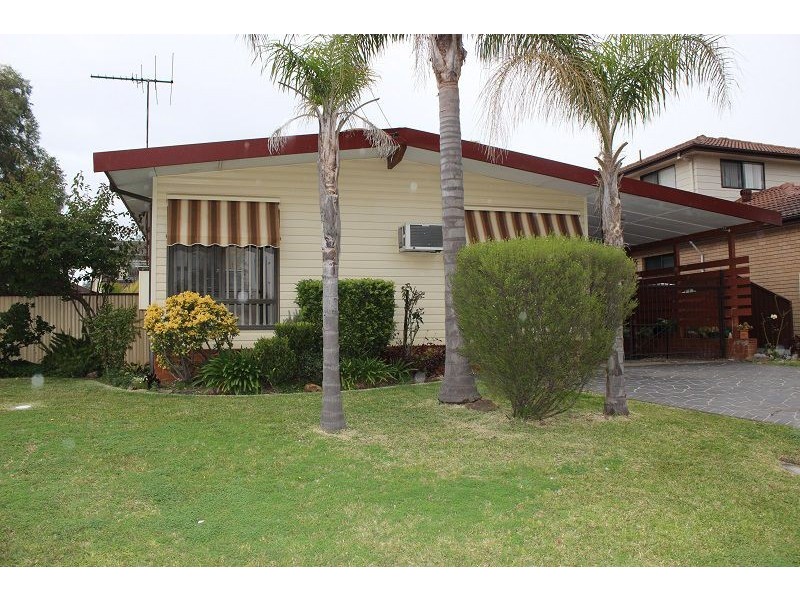 8 Cumberland Road, Greystanes NSW 2145