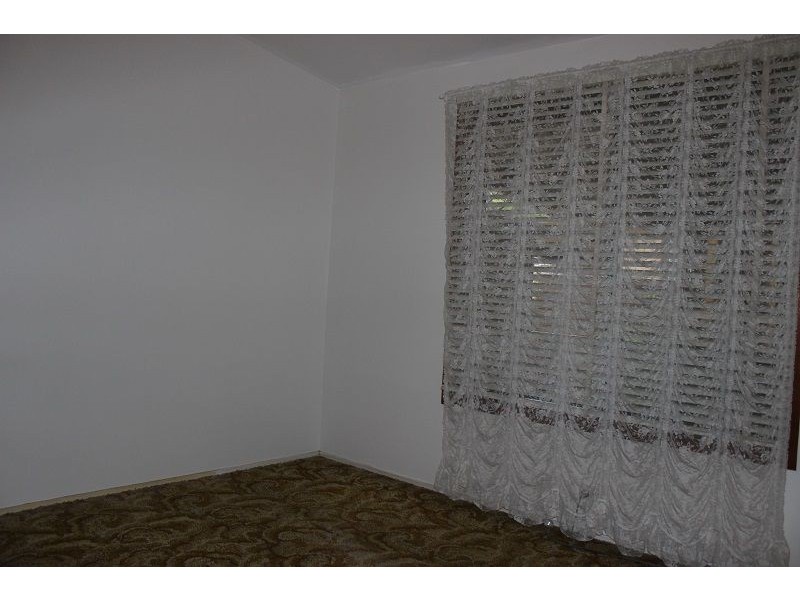 8 Cumberland Road, Greystanes NSW 2145