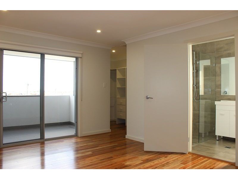 9a Dennistoun Avenue, Guildford NSW 2161