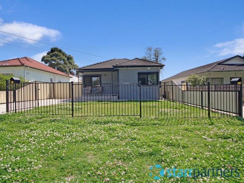 15 Bright St, Guildford NSW 2161
