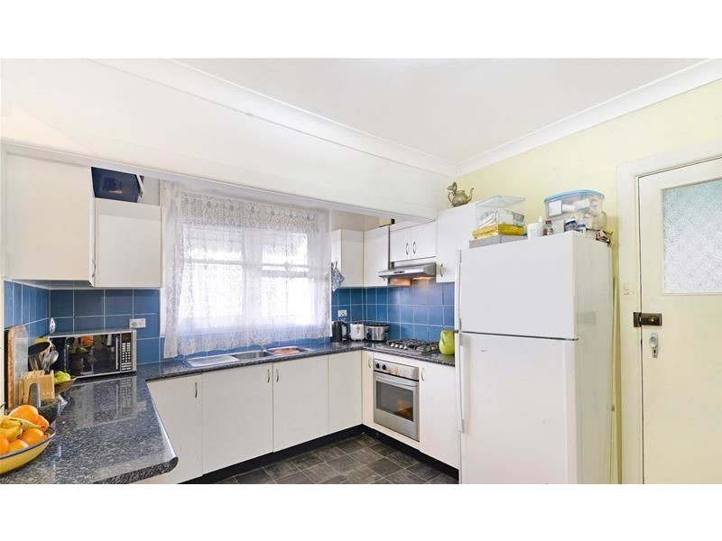 6 Pine Road, Auburn NSW 2144