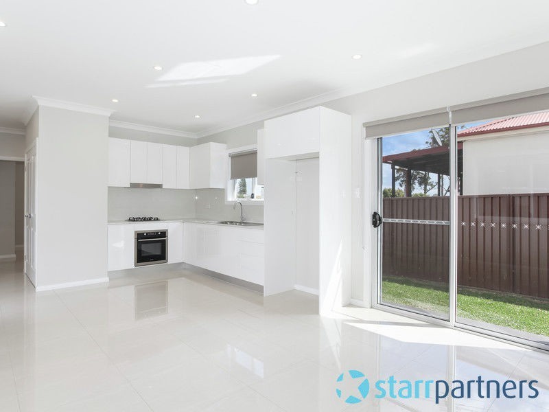 17 Gordon Rd, Auburn NSW 2144
