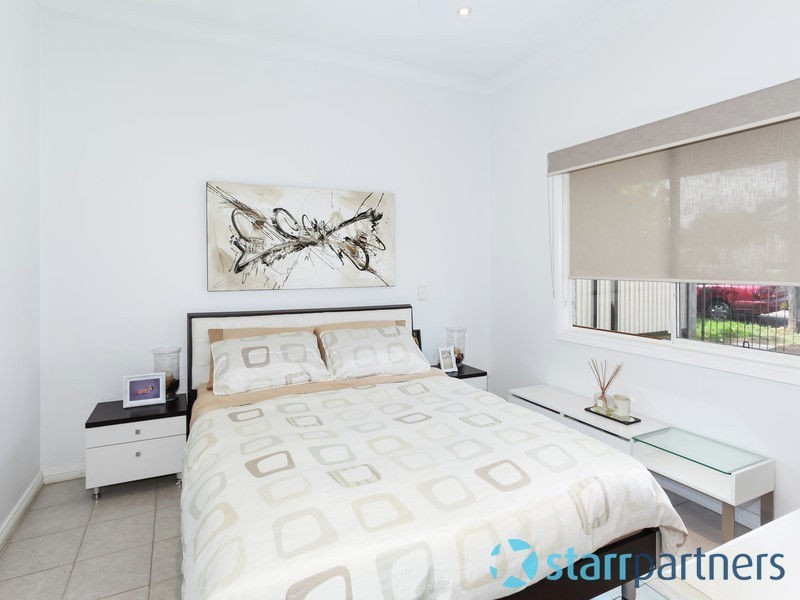 17 Gordon Rd, Auburn NSW 2144