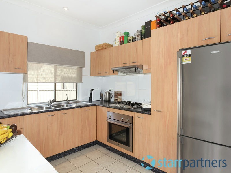 17 Gordon Rd, Auburn NSW 2144