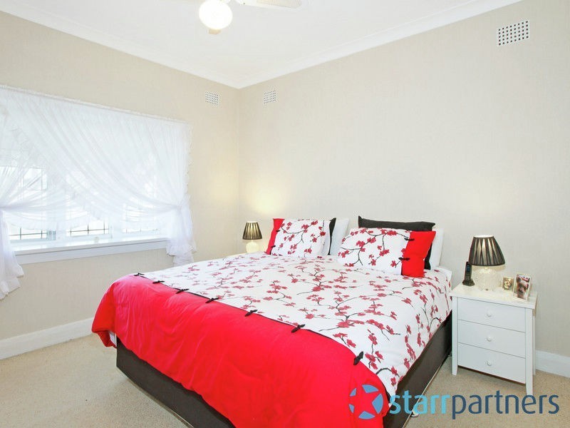 15 Leura Rd, Auburn NSW 2144