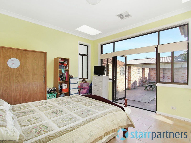 5B St Johns Rd, Auburn NSW 2144