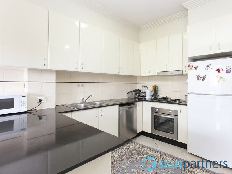 13/335 Blaxcell St, Granville NSW 2142