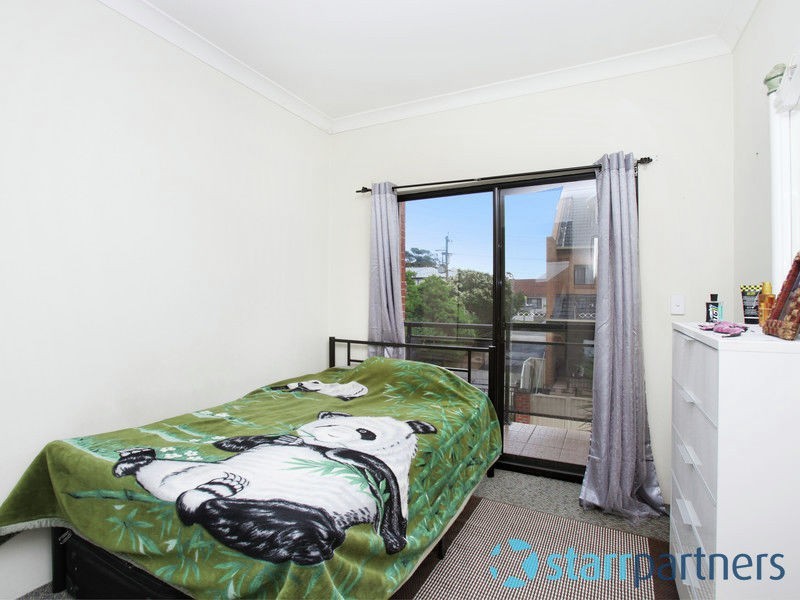 13/335 Blaxcell St, Granville NSW 2142