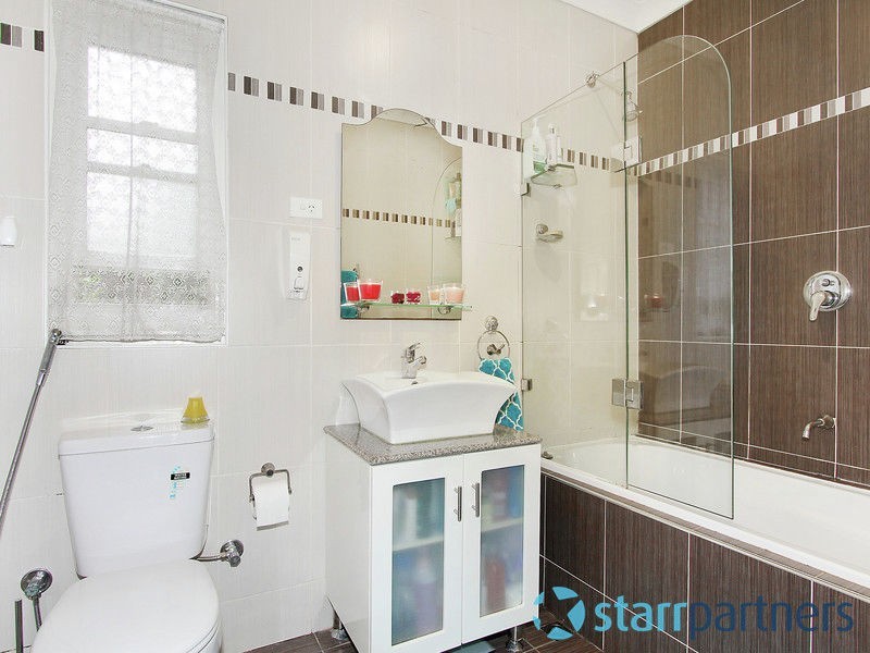 7 Frederick Ave, Granville NSW 2142