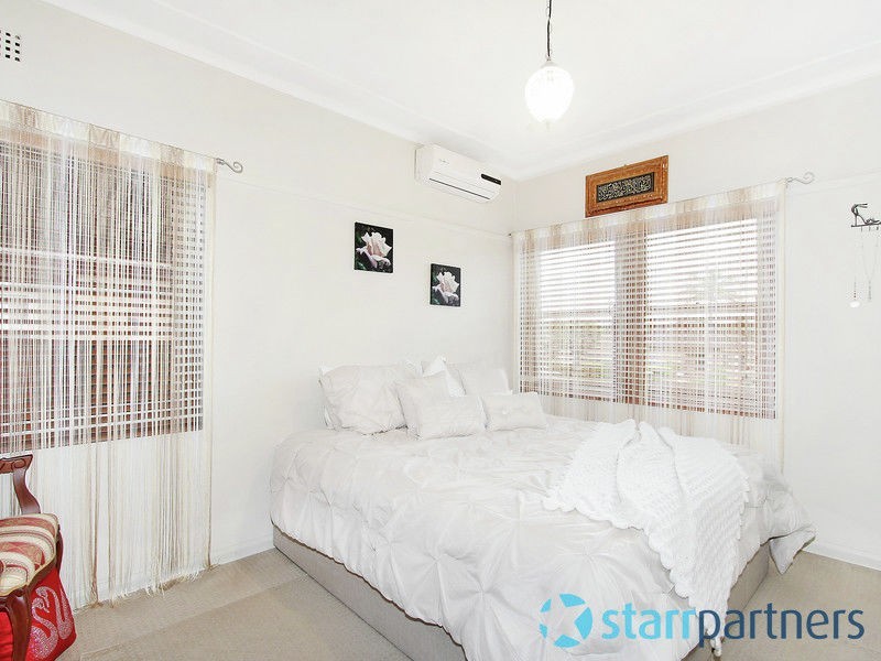 7 Frederick Ave, Granville NSW 2142