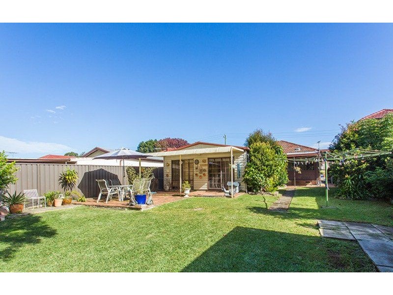125 Centenary Rd, Wentworthville NSW 2145