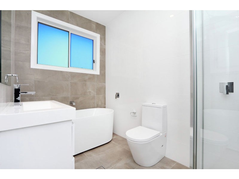 15A Kibo Road, Regents Park NSW 2143