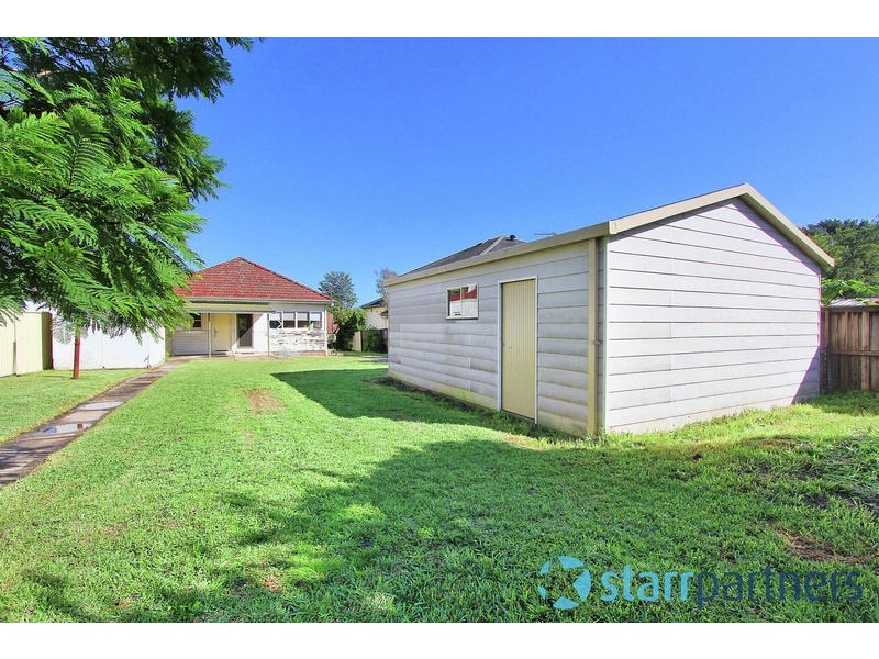 13 Auburn Rd, Berala NSW 2141