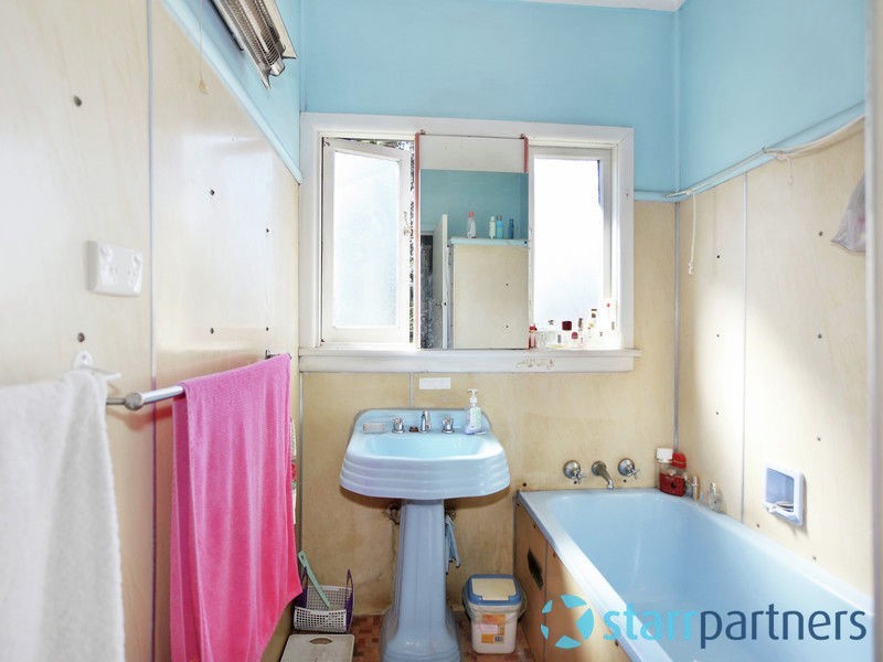 45 Kirkham Rd, Auburn NSW 2144