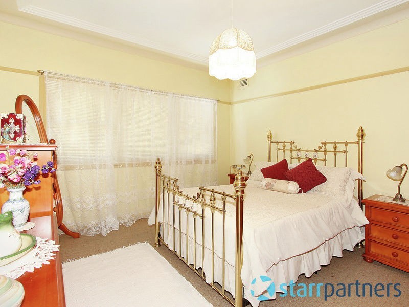 5 Mills Street, Merrylands NSW 2160