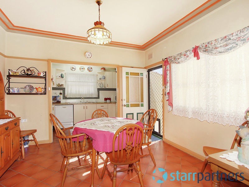 5 Mills Street, Merrylands NSW 2160