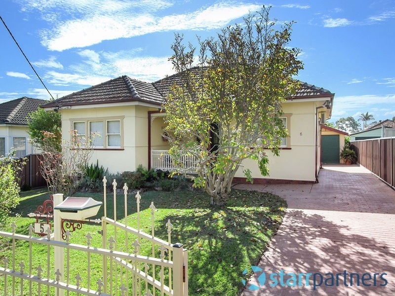 5 Mills Street, Merrylands NSW 2160