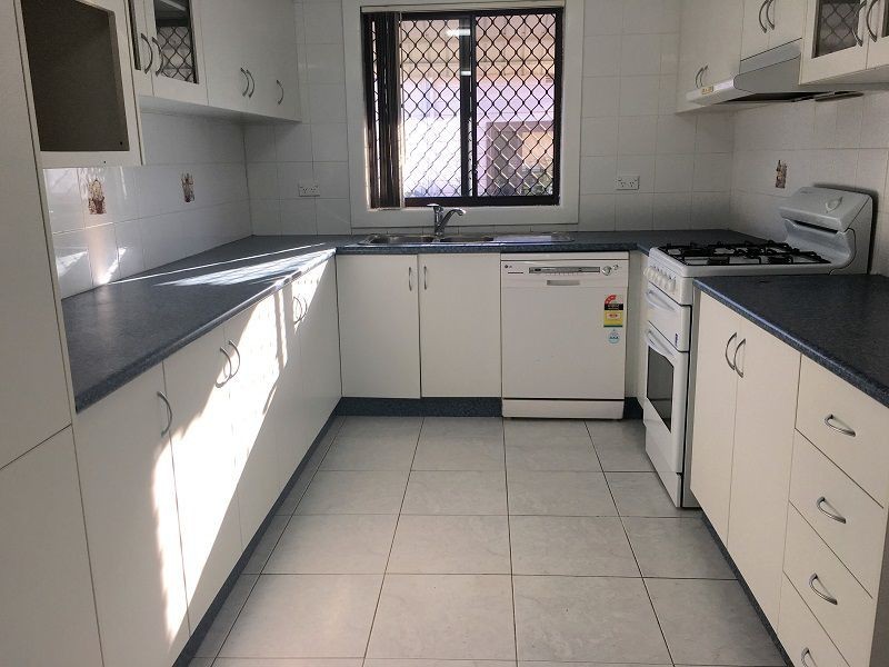 6 Phillips St, Auburn NSW 2144