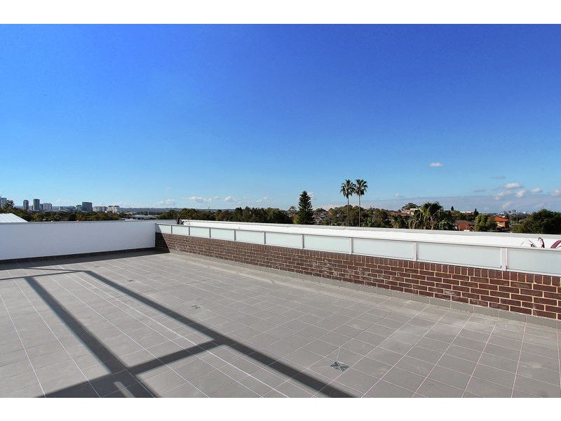 2/14-16 Smythe Street, Merrylands NSW 2160