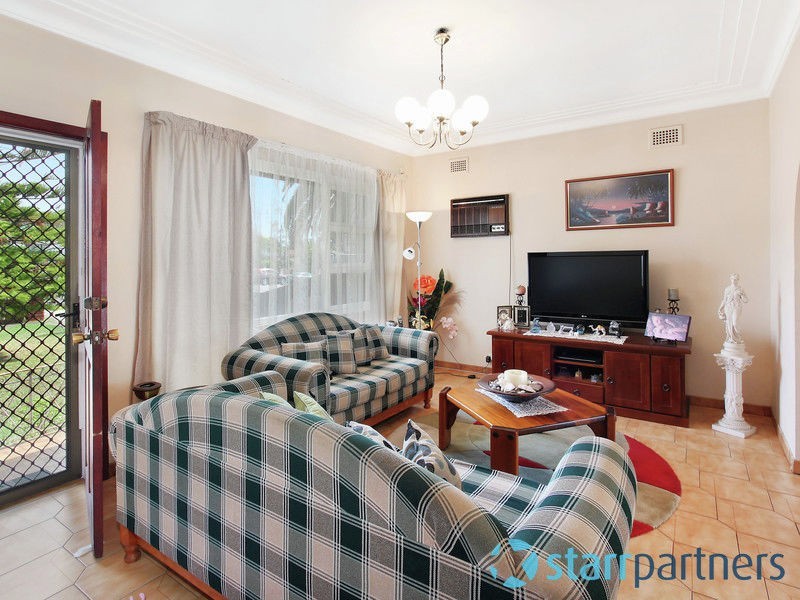 134 Jersey Rd, Merrylands NSW 2160