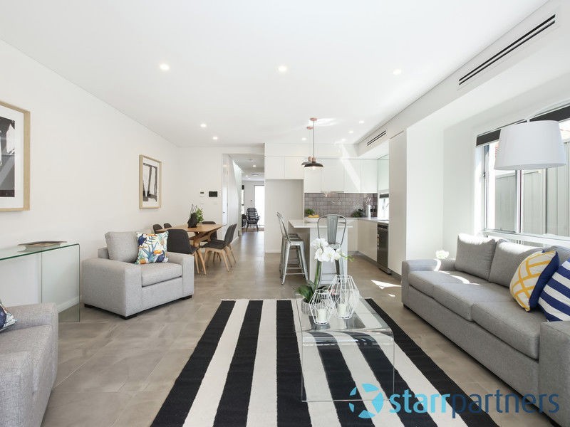 13A Robertson St, Guildford NSW 2161