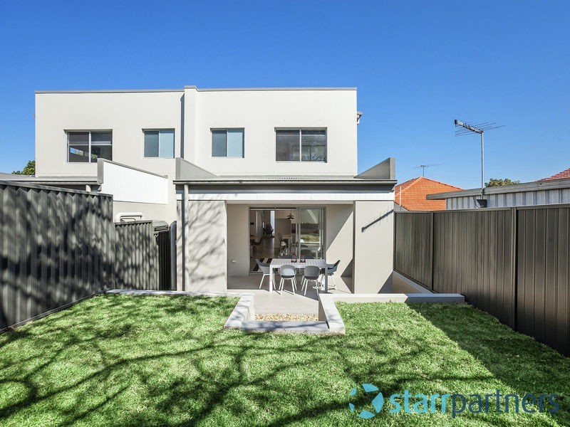 13A Robertson St, Guildford NSW 2161