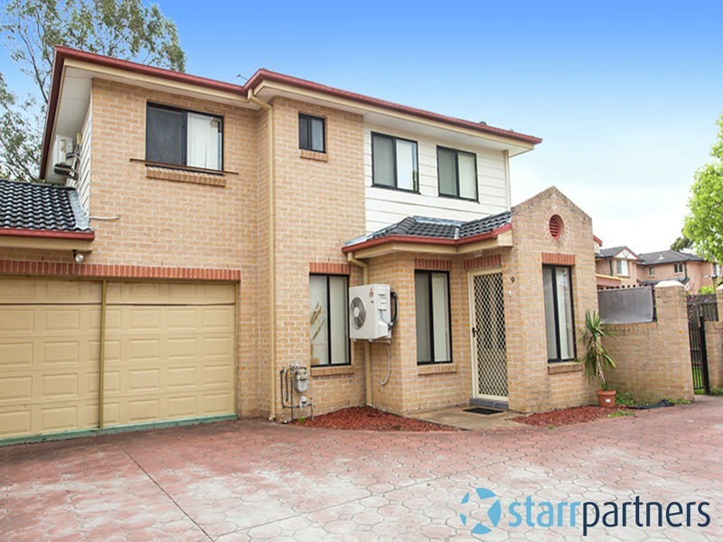 9/151 Blaxcell St, Granville NSW 2142