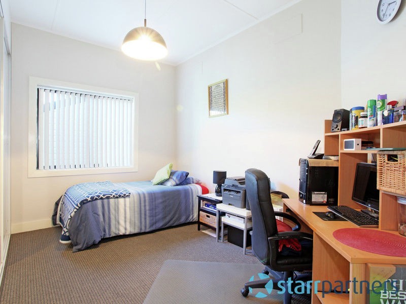 13 Carrington St, Auburn NSW 2144