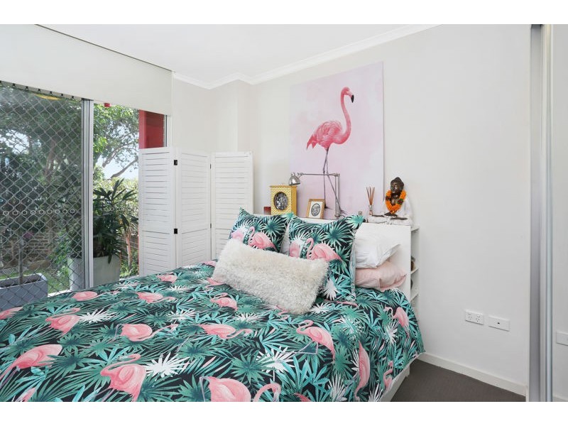 2/91 Arthur St, Rosehill NSW 2142