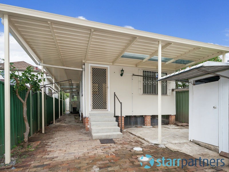 105 The Avenue, Granville NSW 2142