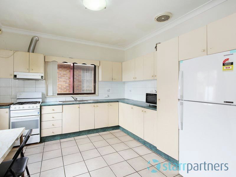 62 Chetwynd Rd, Merrylands NSW 2160