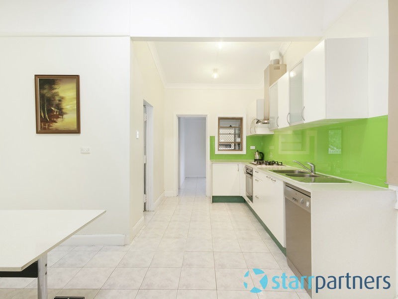 105 The Avenue, Granville NSW 2142