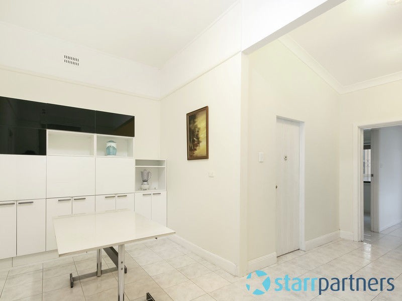 105 The Avenue, Granville NSW 2142